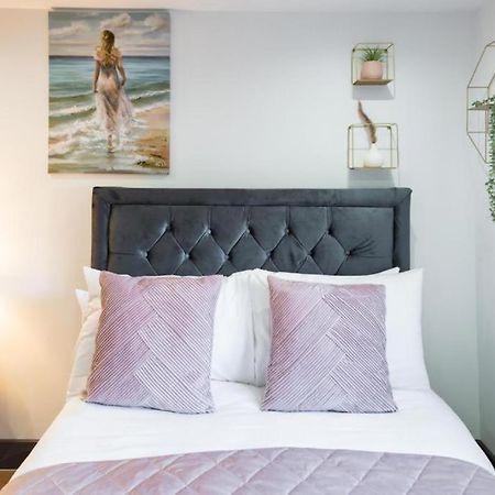 Heathrow Guest House - Oakway Feltham 外观 照片