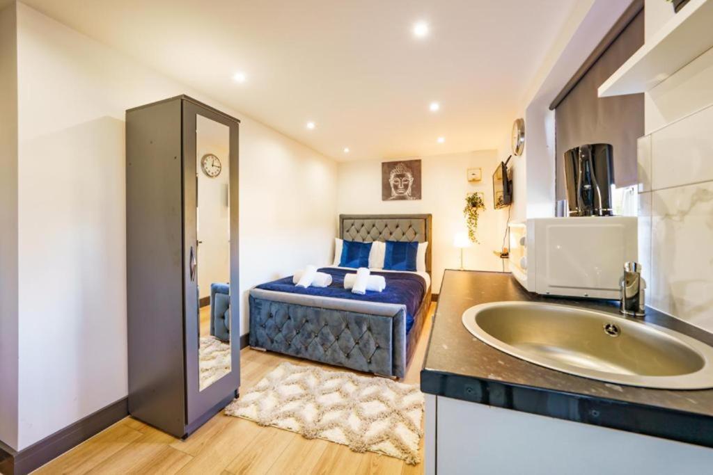 Heathrow Guest House - Oakway Feltham 外观 照片