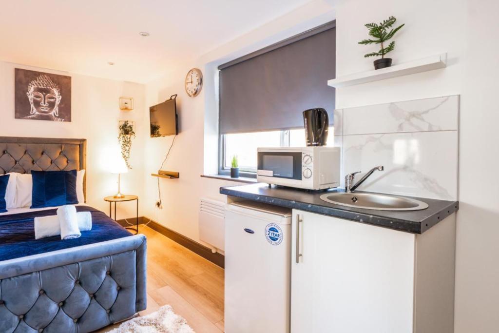 Heathrow Guest House - Oakway Feltham 外观 照片